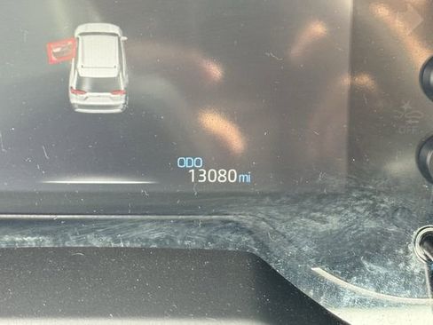 Used 2025 Toyota RAV4 LE image 8