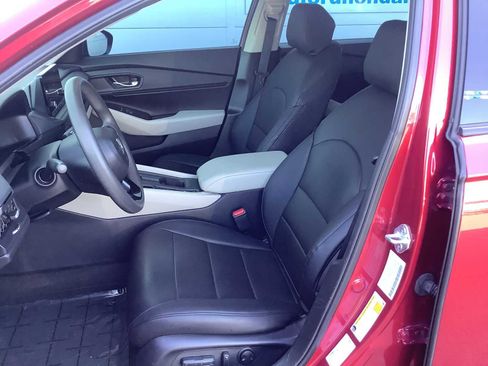 Used 2023 Honda Accord EX image 11