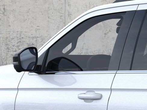 New 2025 Ford Expedition Active image 20