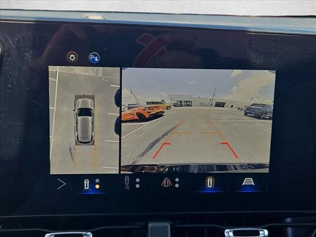 Certified 2025 Chevrolet Equinox LT w/ Convenience Package II FWD image 13