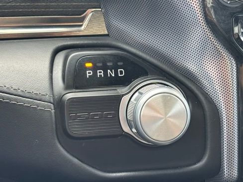 Used 2019 RAM 1500 Limited w/ Body Color Bumper Group RWD image 30