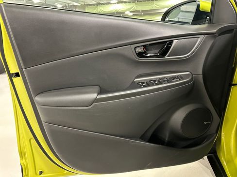 Used 2020 Hyundai Kona Ultimate w/ Cargo Package image 9