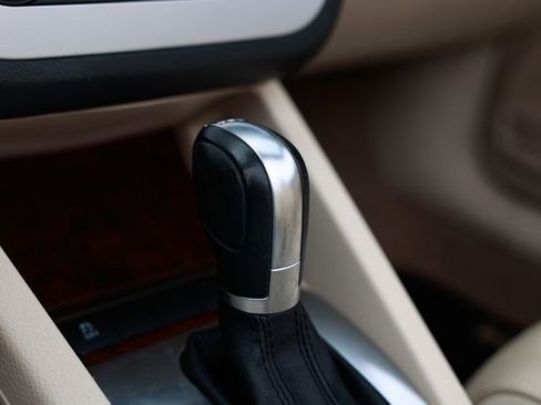 Used 2012 Volkswagen Eos Executive image 41