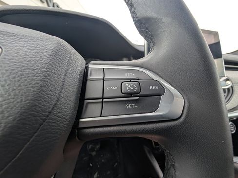 Used 2024 Jeep Compass Latitude image 20