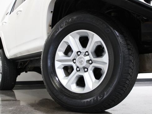 Used 2017 Toyota 4Runner TRD Pro image 3