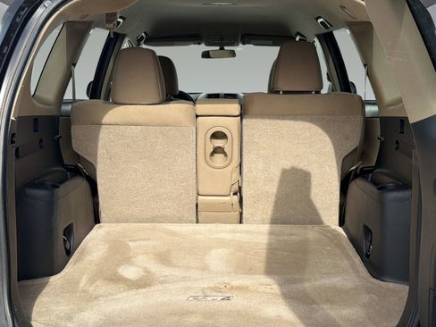 Used 2011 Toyota RAV4 4WD w/ Base L4 Extra Value Pkg image 21