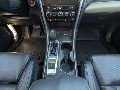 Used 2020 Subaru Ascent Limited w/ Technology Package image 25