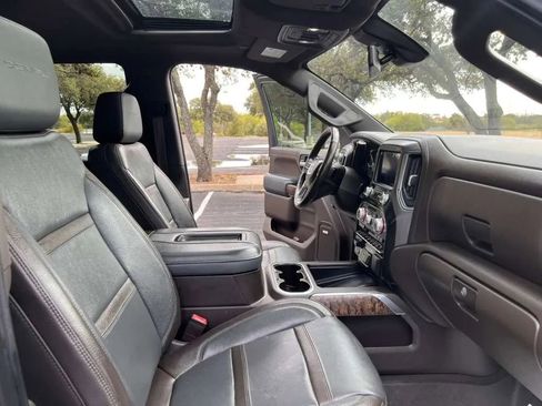 Used 2021 GMC Sierra 1500 Denali w/ Driver Alert Package II image 32
