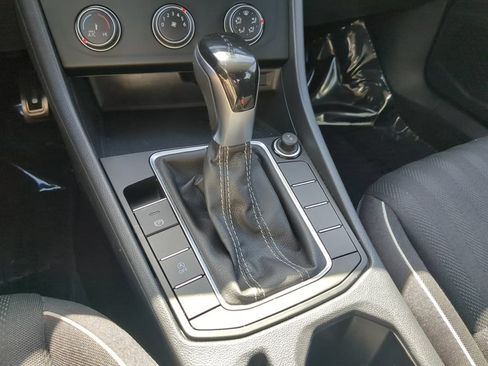 Certified 2024 Volkswagen Jetta Sport FWD image 24