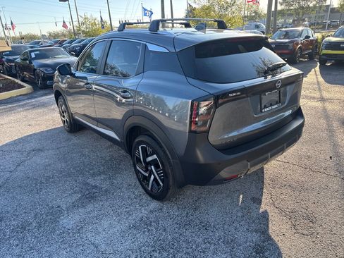 Certified 2025 Nissan Kicks SV w/ SV Premium Package image 7