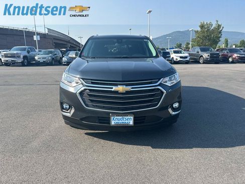 Used 2021 Chevrolet Traverse LT AWD/4WD image 2