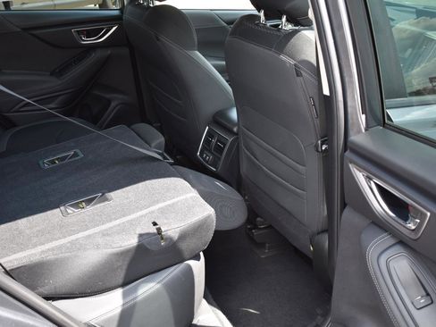 Used 2023 Subaru Forester Premium image 18