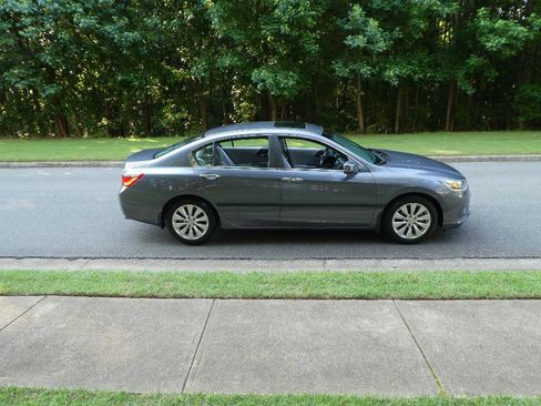 Used 2013 Honda Accord EX image 2