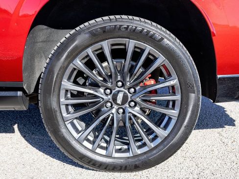 Used 2023 Cadillac Escalade ESV V image 31