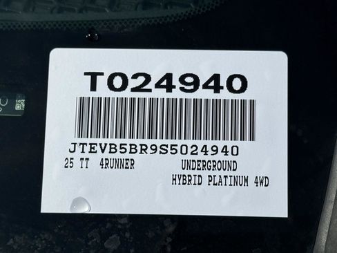 Used 2025 Toyota 4Runner TRD Off-Road Premium AWD/4WD image 15