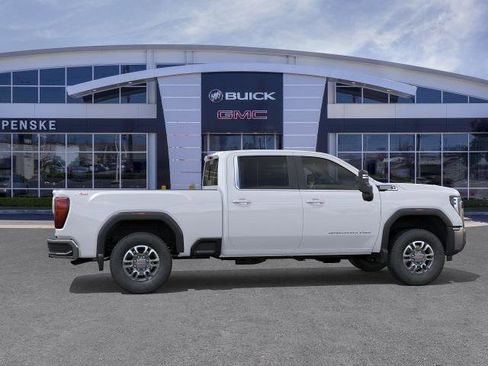 New 2026 GMC Sierra 2500 SLE w/ Preferred Package AWD/4WD image 5