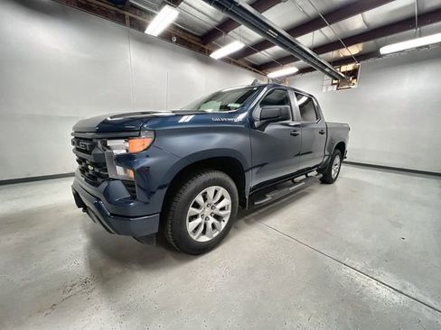 Certified 2022 Chevrolet Silverado 1500 Custom AWD/4WD image 1