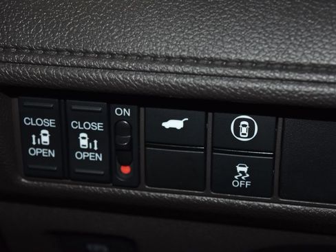 Used 2024 Honda Odyssey EX-L image 17