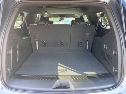 New 2026 Chevrolet Suburban LS RWD image 7