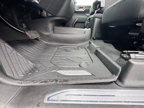 New 2025 GMC Sierra 1500 Elevation image 18