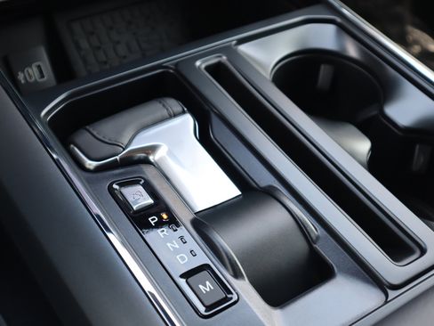 New 2025 Ford F150 Lariat w/ Equipment Group 501A Mid image 31