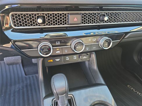 Used 2025 Honda Civic LX image 22