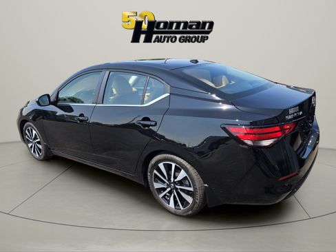 Used 2024 Nissan Sentra SV w/ SV Premium Package FWD image 3