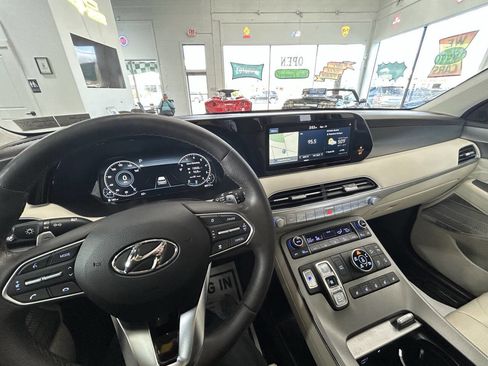 Used 2020 Hyundai Palisade Limited image 19