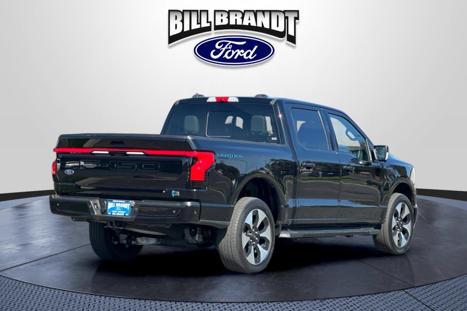 Used 2023 Ford F150 Lightning Platinum AWD/4WD image 3
