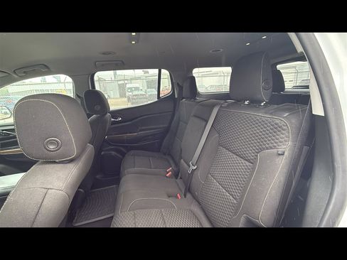 Used 2019 GMC Acadia SLE image 24