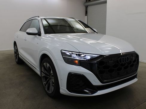 New 2026 Audi Q8 Premium Plus AWD/4WD image 6