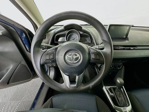 Used 2018 Toyota Yaris iA FWD image 11