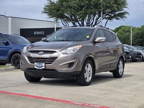 Used 2012 Hyundai Tucson GLS FWD image 3