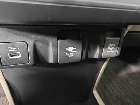 Used 2023 Honda Odyssey Touring image 27