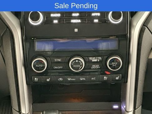 Used 2021 Subaru Ascent Touring AWD/4WD image 16