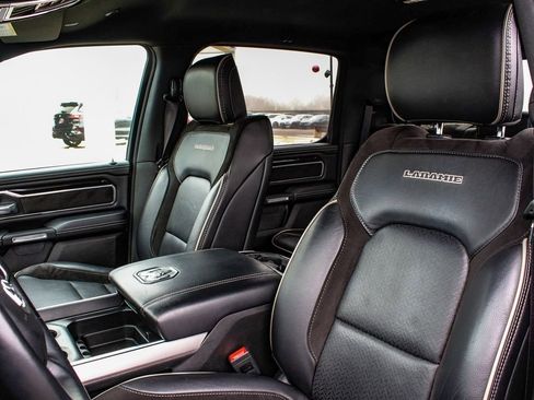 Used 2022 RAM 1500 Laramie image 32