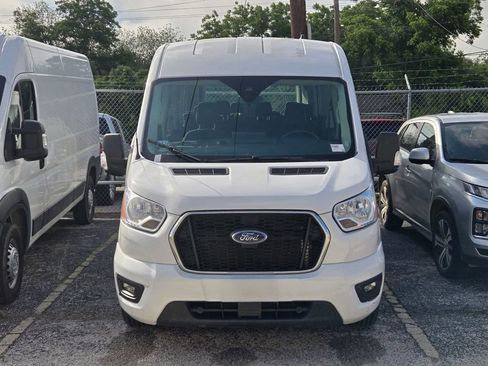 Used 2022 Ford Transit 350 XLT RWD image 5