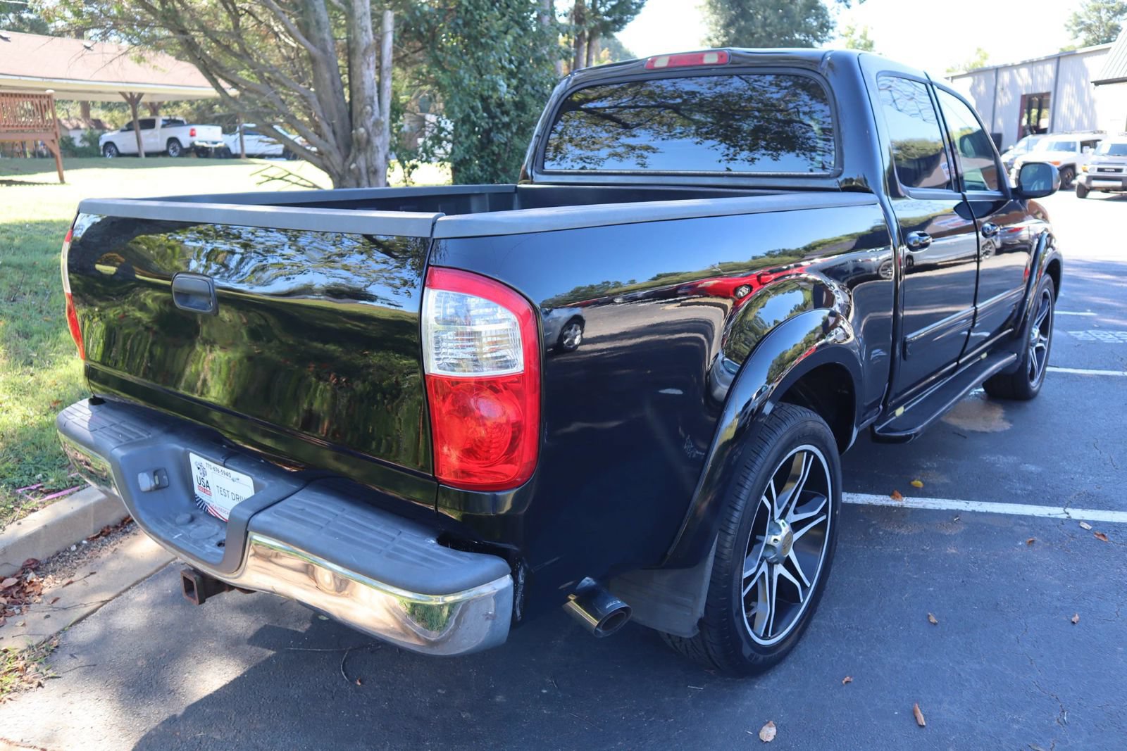 Used 2004 Toyota Tundra SR5 w/ Towing Pkg RWD image 6