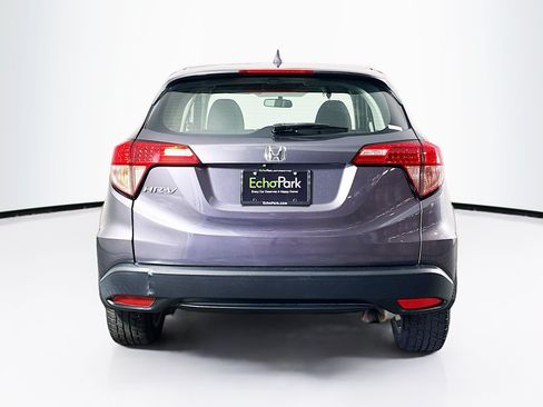 Used 2017 Honda HR-V LX image 7