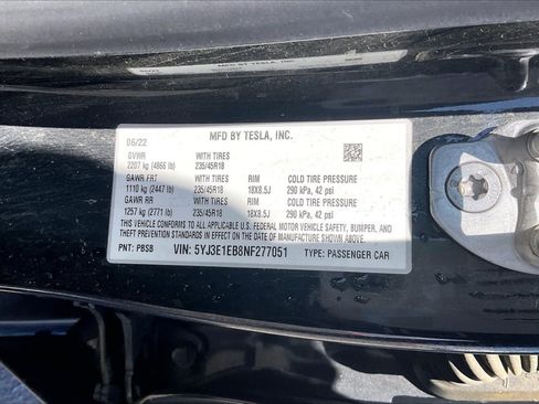 Used 2022 Tesla Model 3 Long Range AWD/4WD image 4