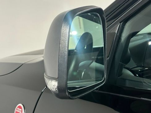 Used 2019 Jeep Grand Cherokee Trailhawk AWD/4WD image 18