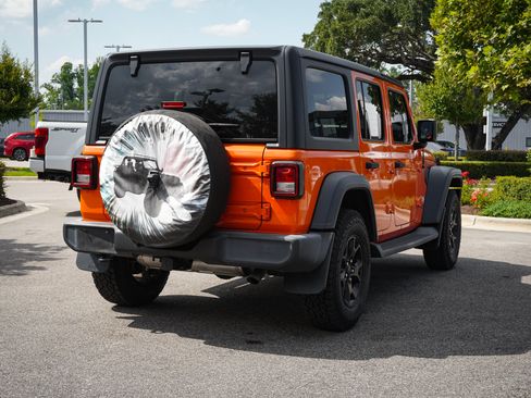 Used 2019 Jeep Wrangler Unlimited Sport S AWD/4WD image 11
