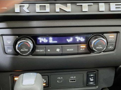 Certified 2025 Nissan Frontier SV w/ SV Convenience Package image 13