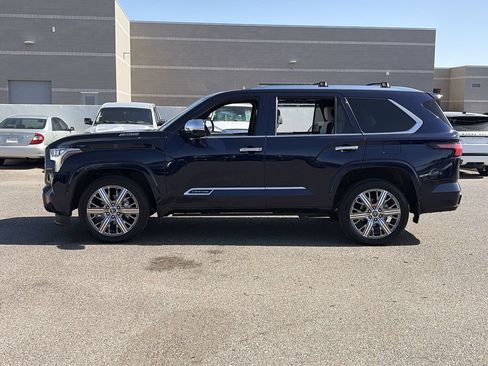 Used 2024 Toyota Sequoia Capstone AWD/4WD image 10