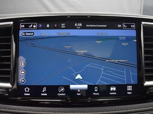 Used 2021 Chrysler Pacifica Limited w/ Uconnect Theater Family Group image 10