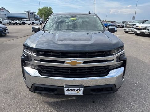 Used 2021 Chevrolet Silverado 1500 LT AWD/4WD image 3