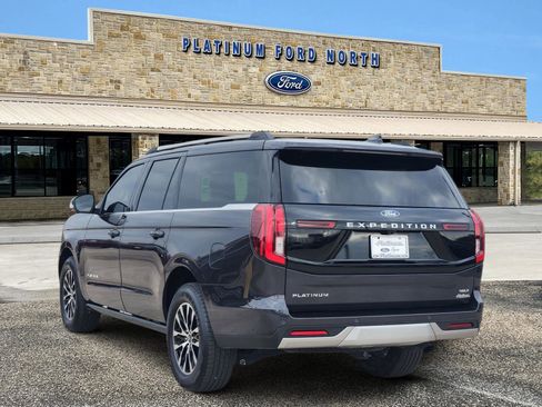 New 2025 Ford Expedition Max Platinum image 4