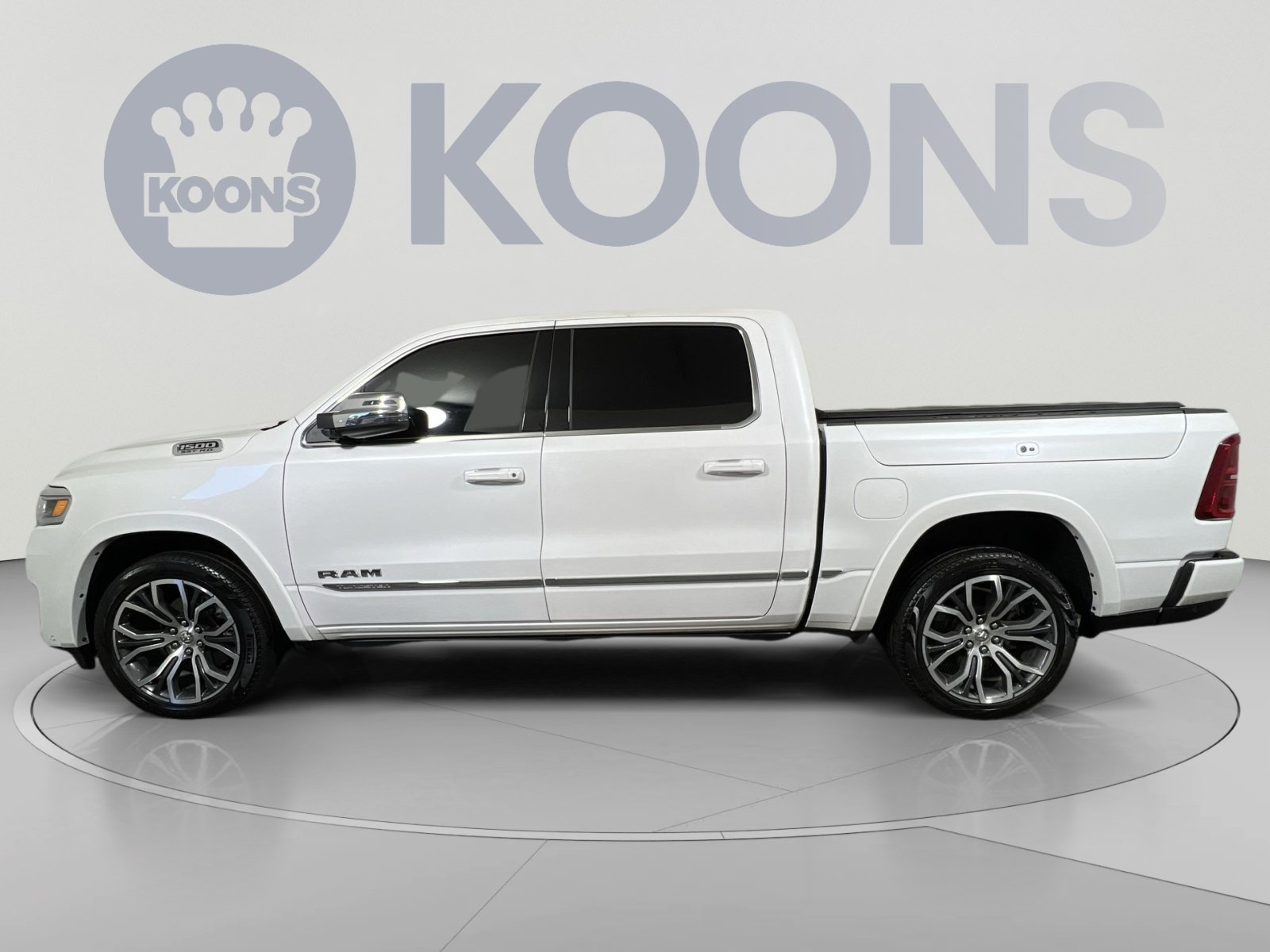 Used 2025 RAM 1500 Tungsten w/ Trailer Tow Group AWD/4WD image 7
