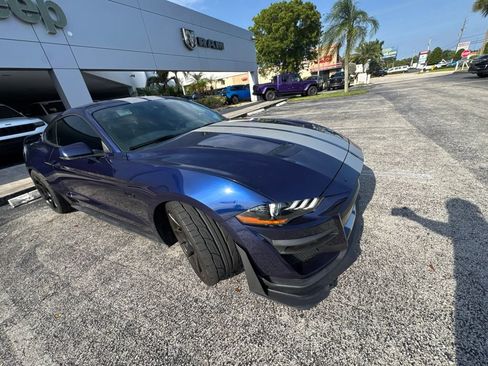 Used 2019 Ford Mustang GT Premium w/ GT Performance Package RWD image 4