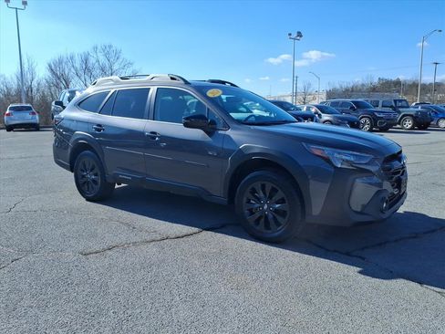 Used 2024 Subaru Outback Onyx Edition image 16